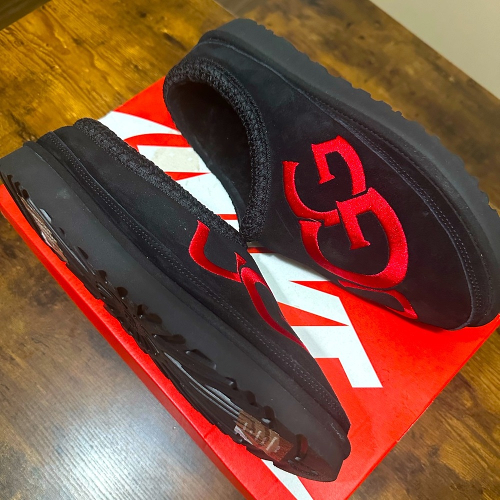 UGG Black and Red Logo Slip-On Loafers - Picture 2 of 3